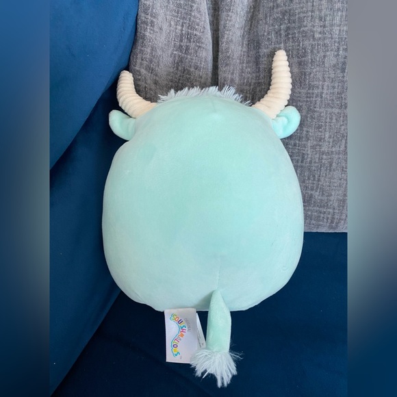 7 inch Iver Squishmallow - Picture 2 of 2
